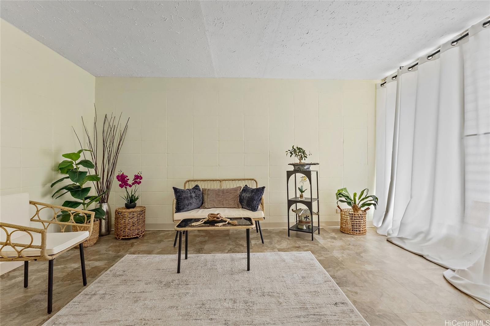 Waipio Gardens condo # 1C, Mililani, Hawaii - photo 5 of 22