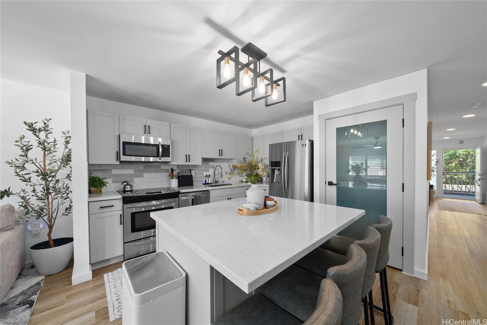 Sixty Parkside condo # D202, Mililani, Hawaii - photo 4 of 22