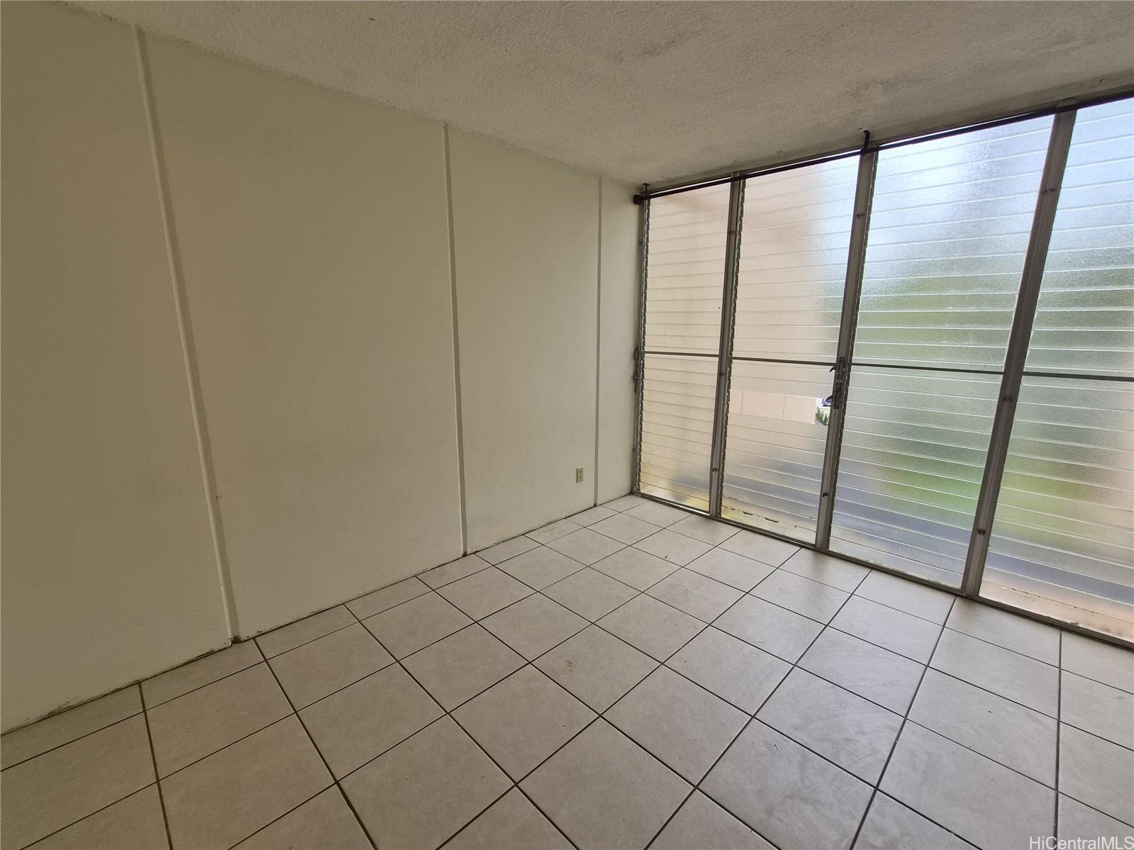 Cathedral Pt-Melemanu condo # F204, Mililani, Hawaii - photo 6 of 8