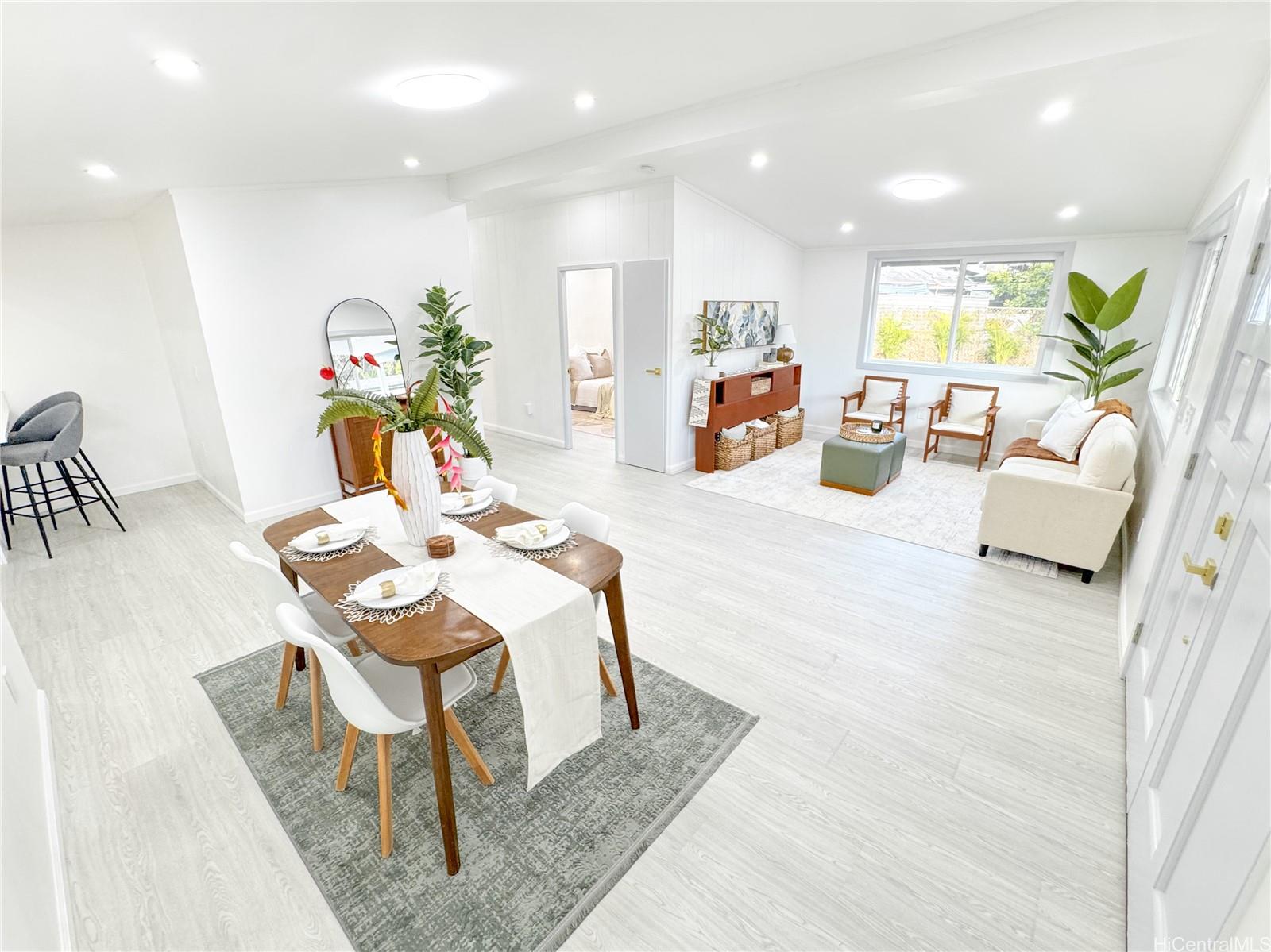 95-092  Waipuka Street Waipio Acres/waikalani Woodlands, Central home - photo 5 of 17