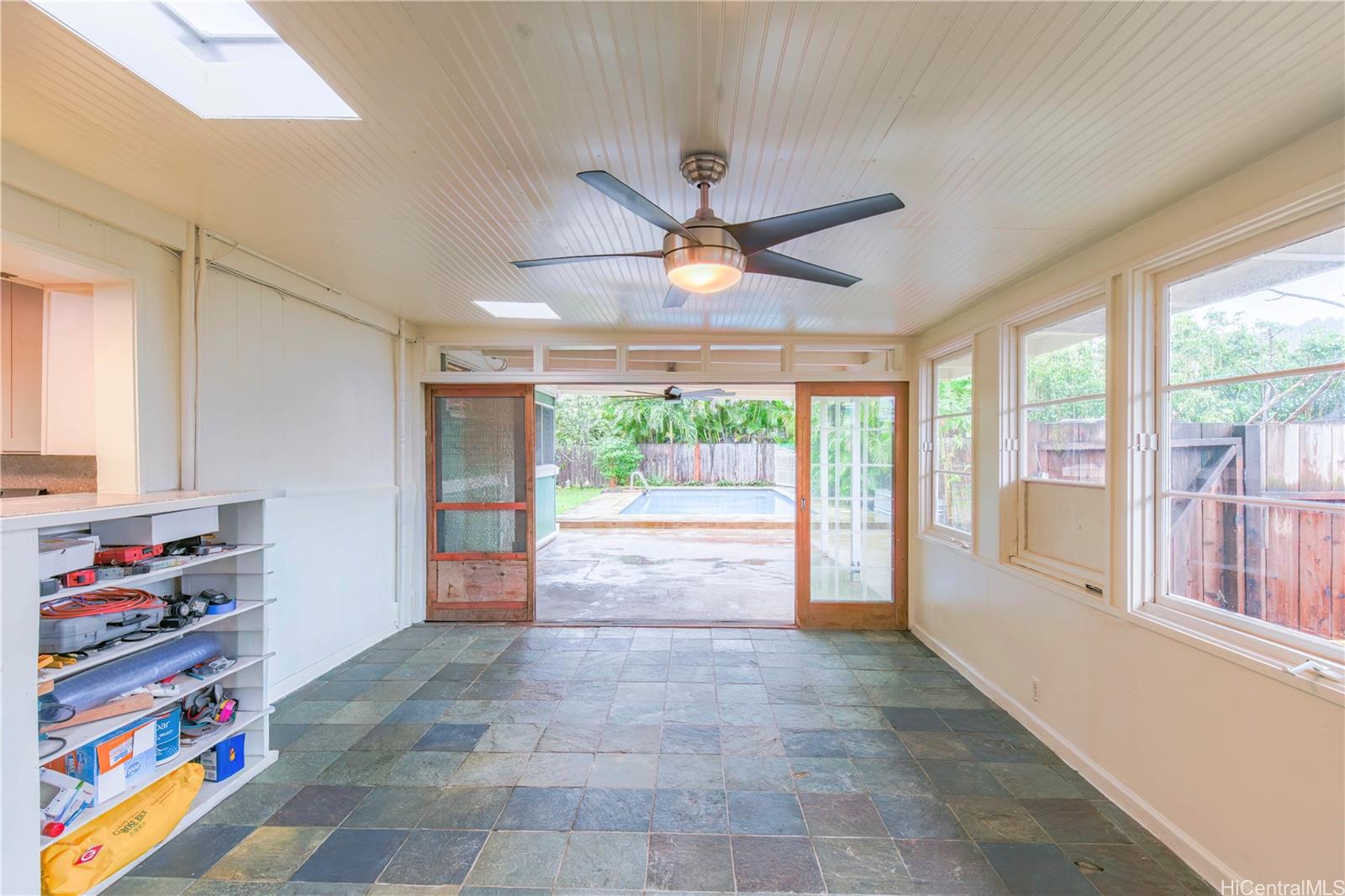 951  Holoholo Street Enchanted Lake, Kailua home - photo 6 of 19