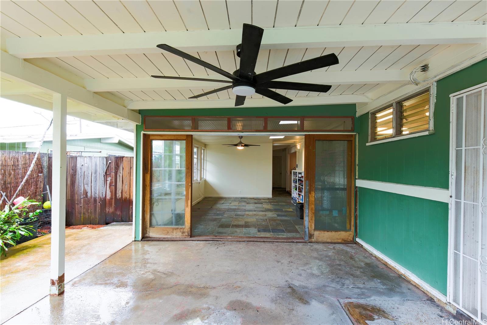 951  Holoholo Street Enchanted Lake, Kailua home - photo 8 of 19