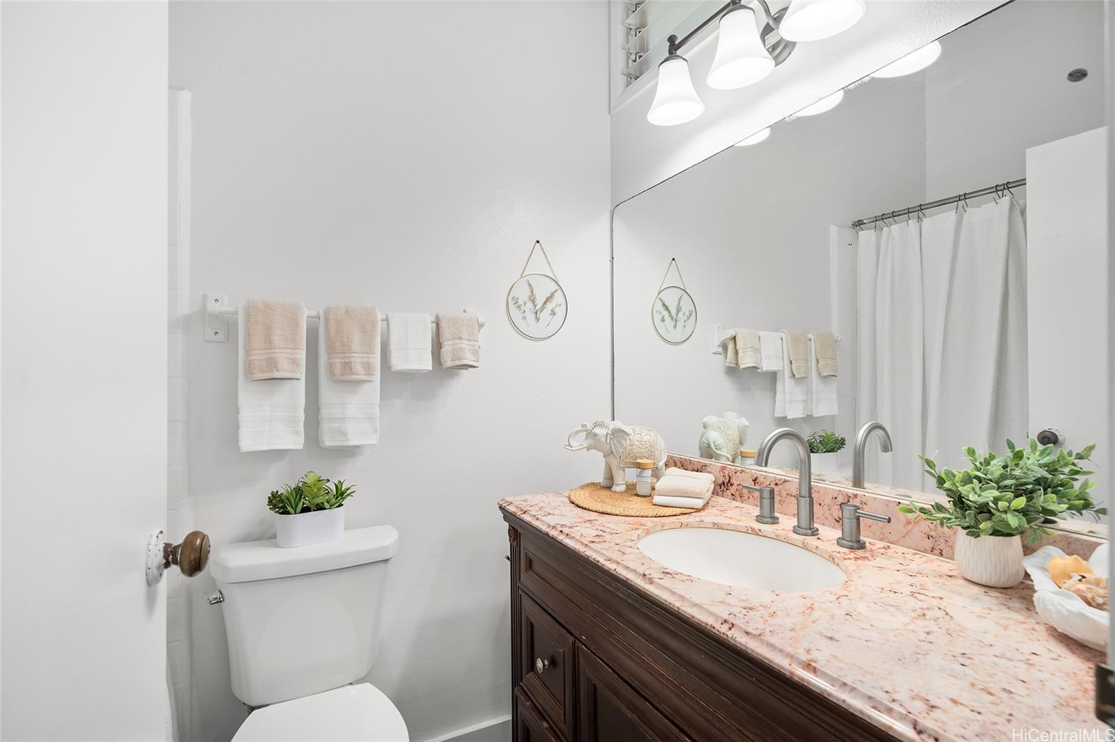 Mililani Town Association townhouse # 424, Mililani, Hawaii - photo 18 of 25