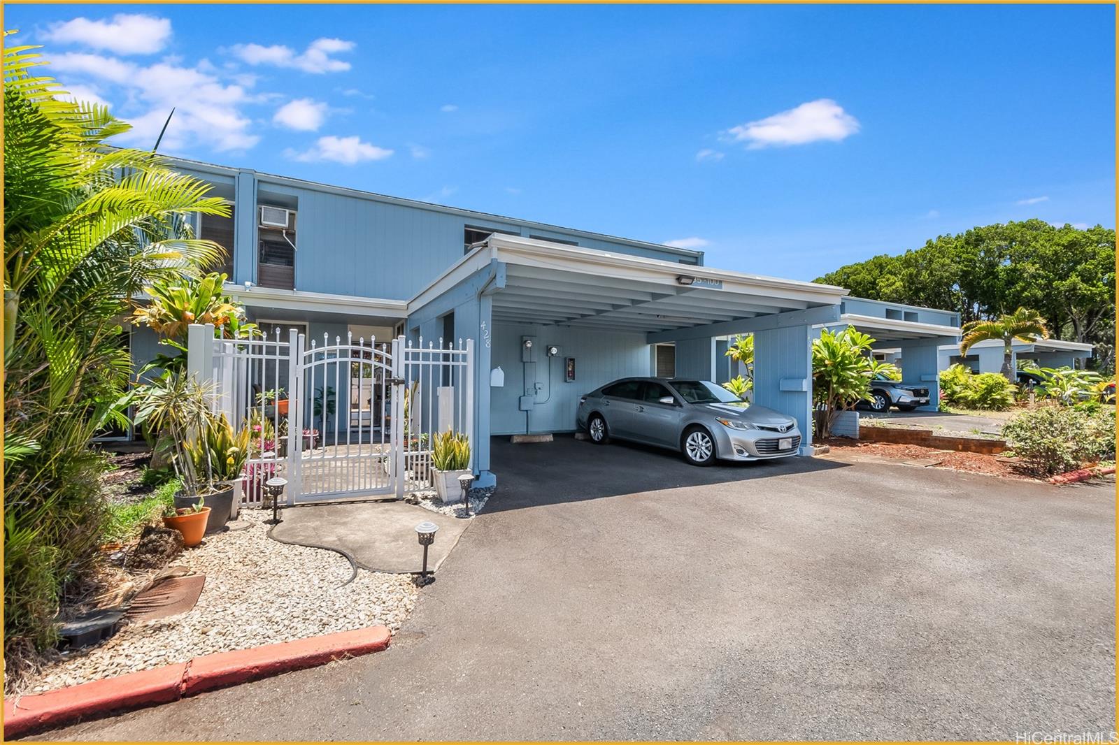 Mililani Town Association townhouse # 428, Mililani, Hawaii - photo 4 of 25