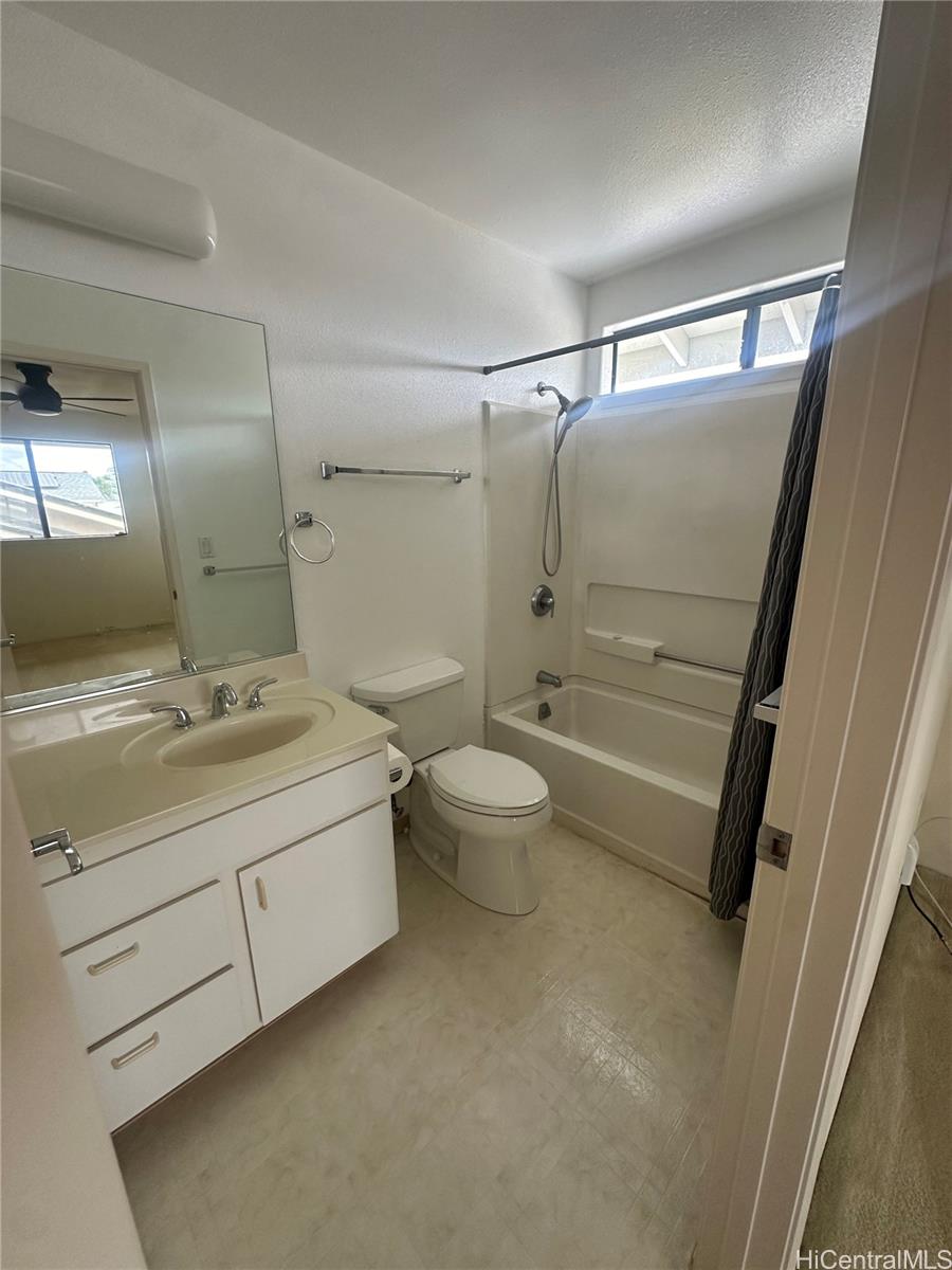 95-1010 Lapaiki Street Honolulu - Rental - photo 11 of 16