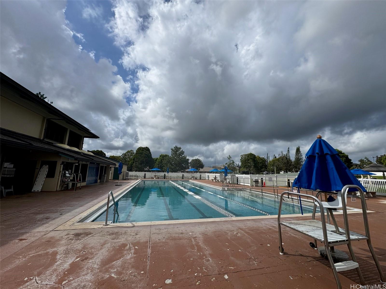 MTA townhouse # 58, Mililani, Hawaii - photo 6 of 11