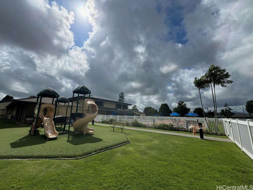 MTA townhouse # 58, Mililani, Hawaii - photo 8 of 11