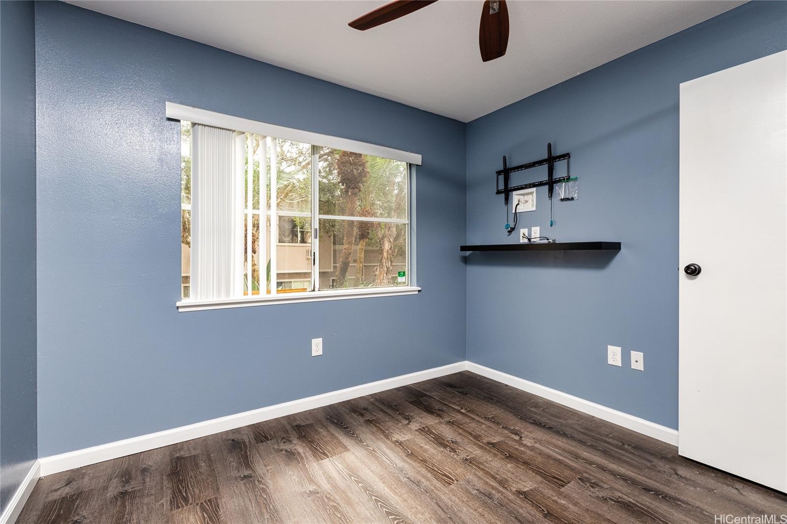 95-1011 Kaapeha Street Honolulu - Rental - photo 17 of 19