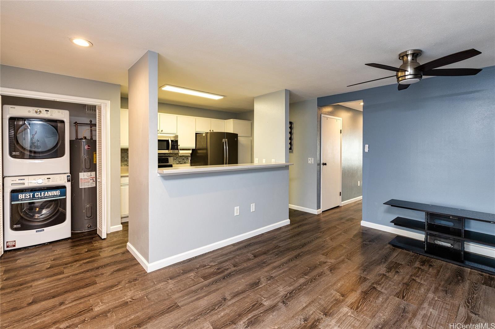 95-1011 Kaapeha Street Honolulu - Rental - photo 5 of 19