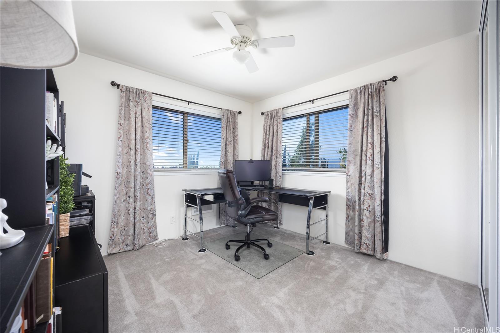 95-1013  Moaula Street Mililani Mauka, Central home - photo 17 of 21