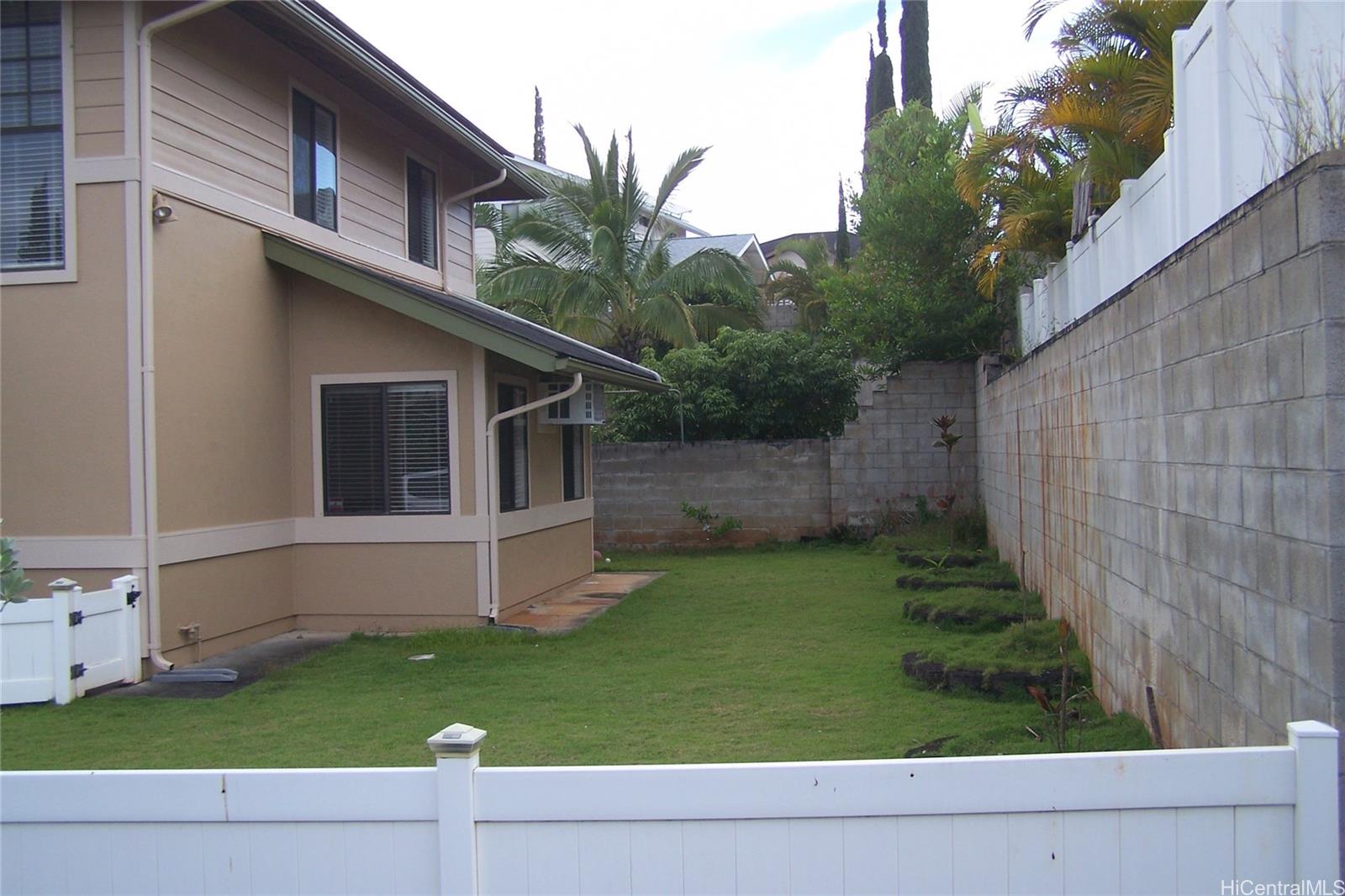 95-1014 Kekahi Street Mililani - Rental - photo 3 of 16