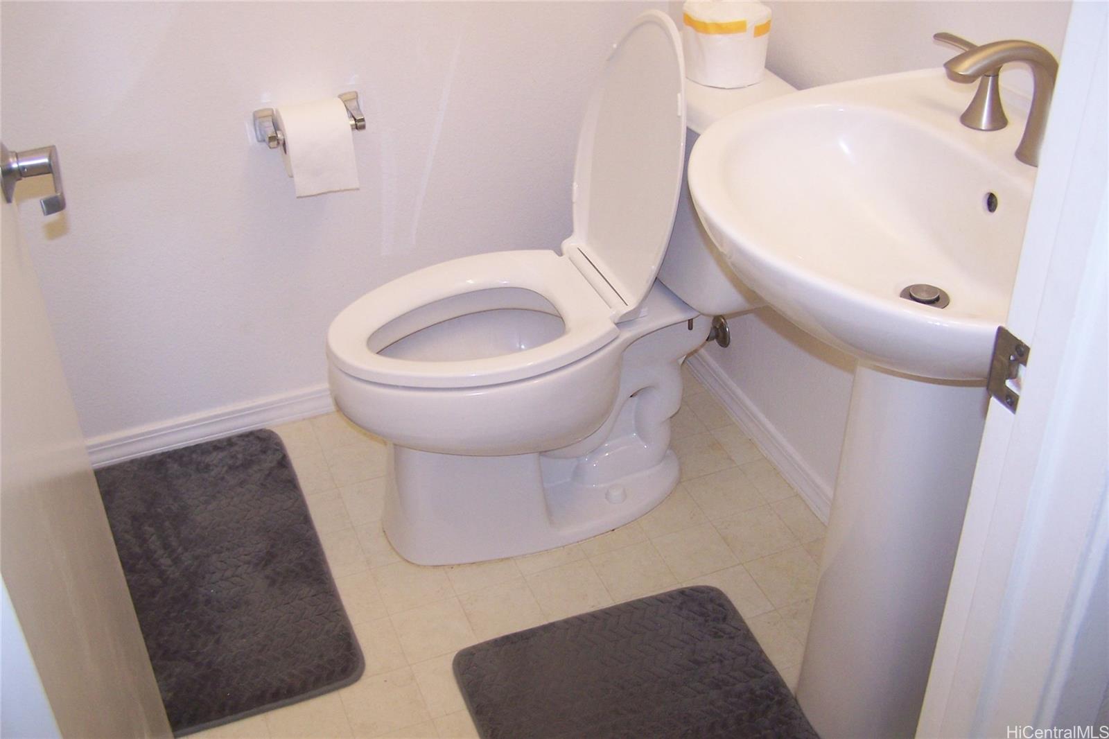 95-1014 Kekahi Street Mililani - Rental - photo 8 of 16