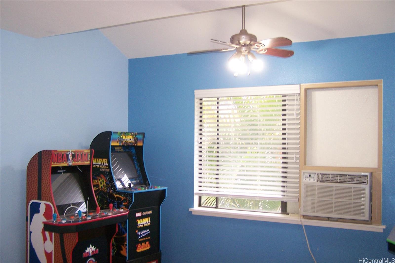 95-1014 Kekahi Street Mililani - Rental - photo 10 of 16