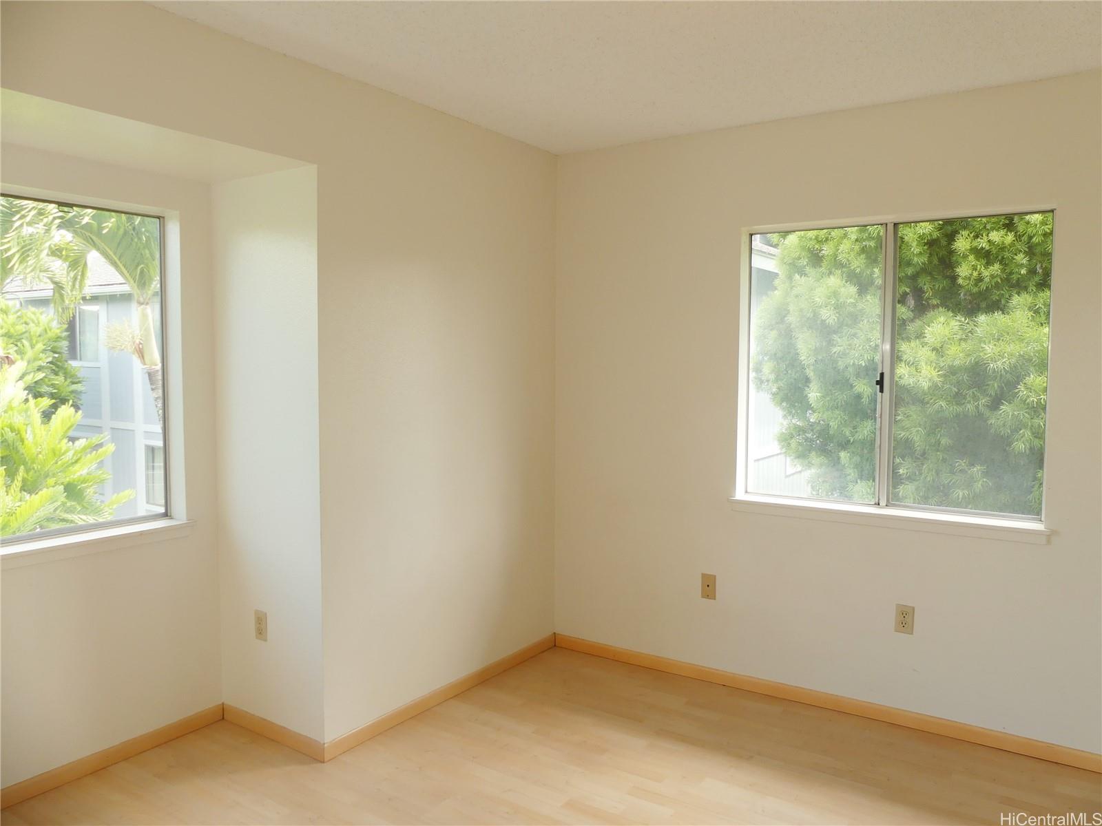 95-1015 Ainamakua Dr Mililani - Rental - photo 11 of 14