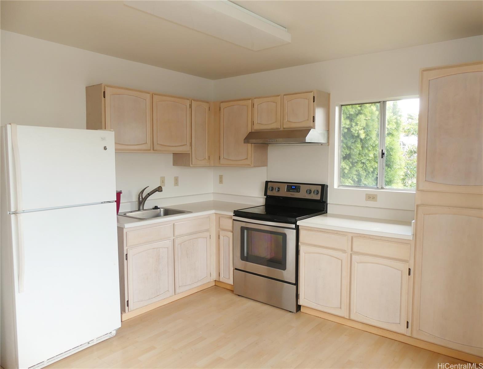 95-1015 Ainamakua Dr Mililani - Rental - photo 3 of 14