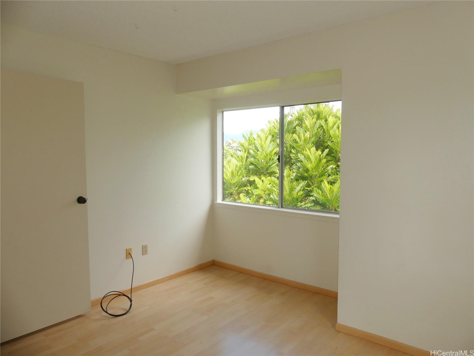 95-1015 Ainamakua Dr Mililani - Rental - photo 10 of 14