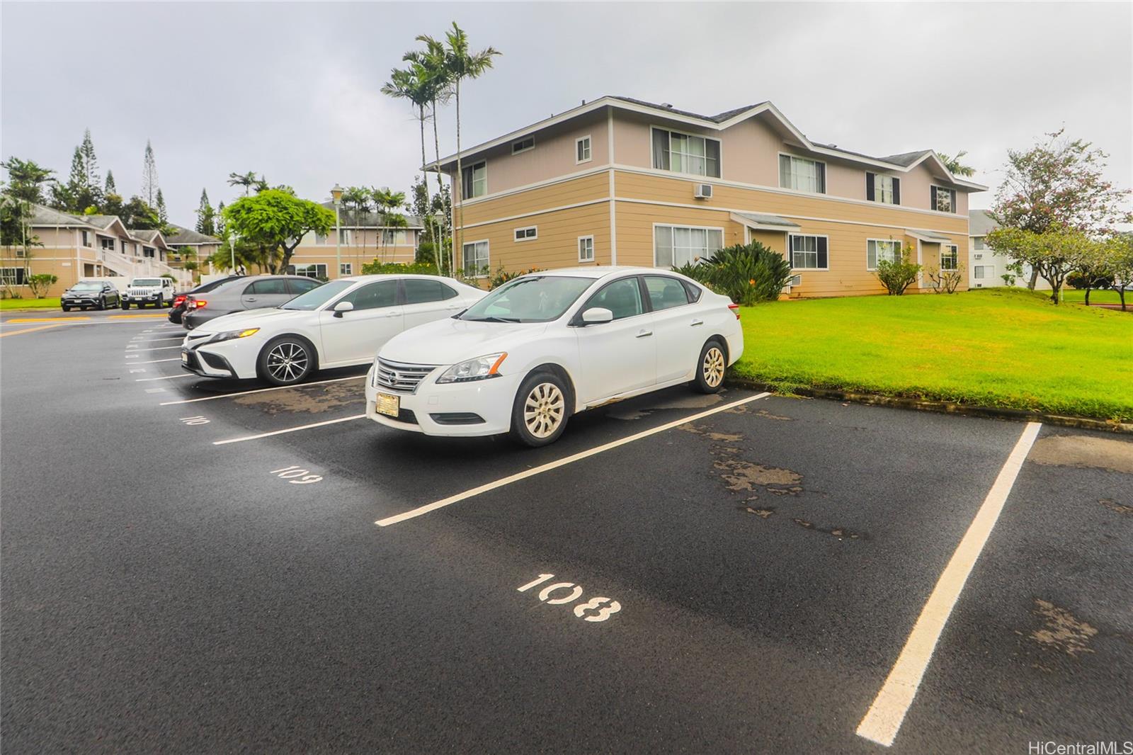 Northpointe 2 condo # 58, Mililani, Hawaii - photo 23 of 25