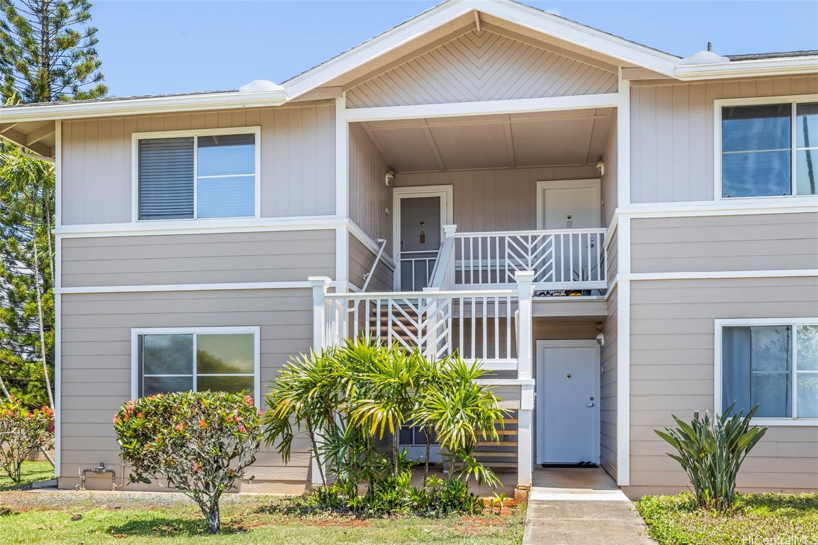 Northpointe II condo # 64, Mililani, Hawaii - photo 2 of 10