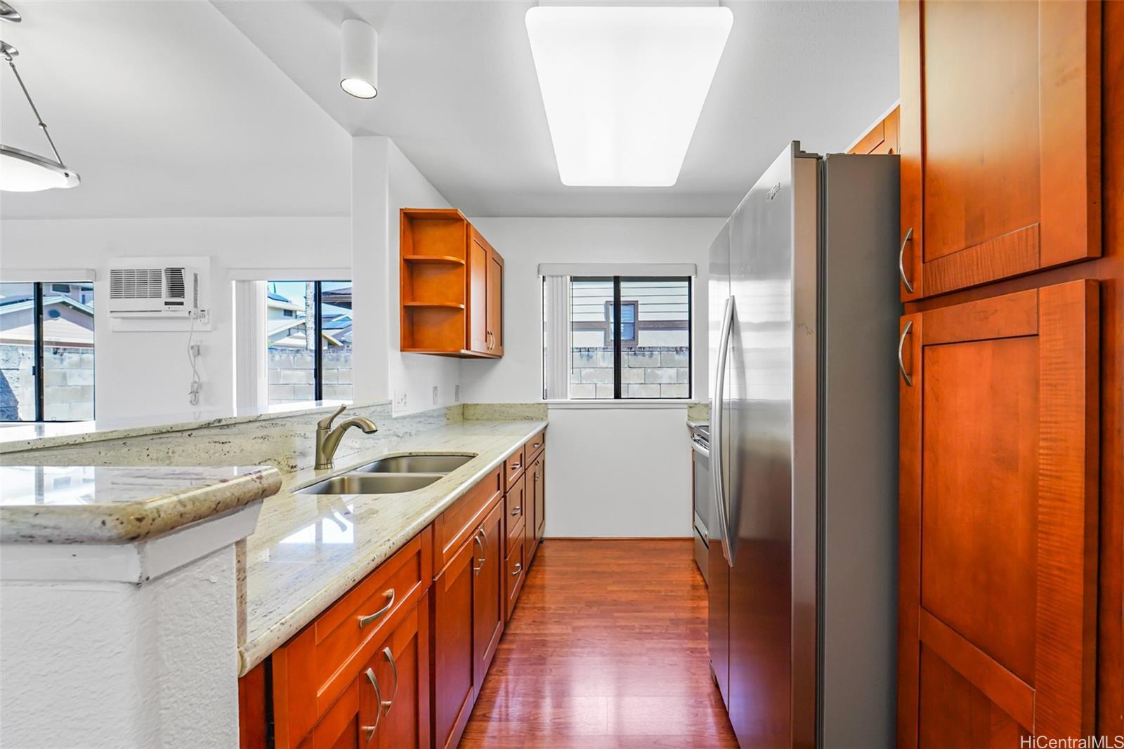 95-1015  Puukoa Street Mililani Mauka, Central home - photo 4 of 11