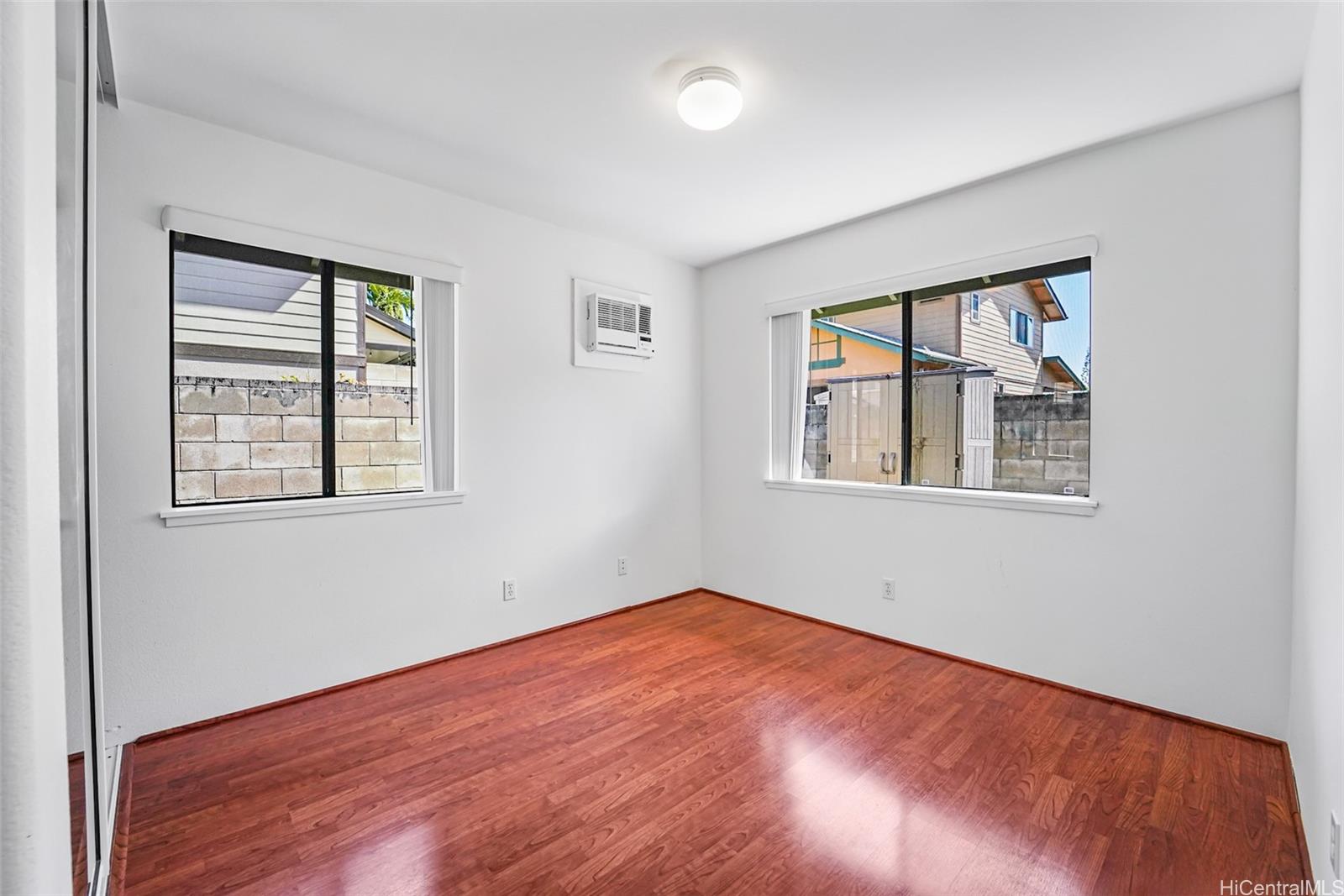 95-1015  Puukoa Street Mililani Mauka, Central home - photo 7 of 11