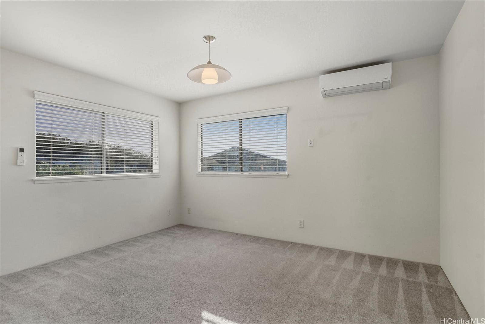 95-1017  Haulelau St Mililani Mauka, Central home - photo 16 of 25