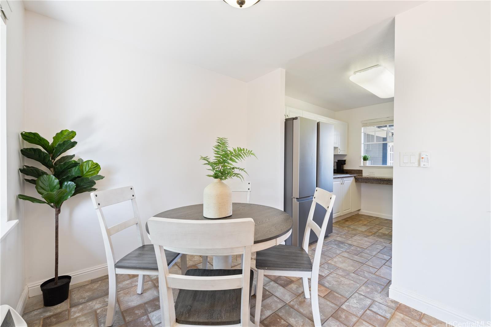 Mililani Town townhouse # 123, Mililani, Hawaii - photo 4 of 21