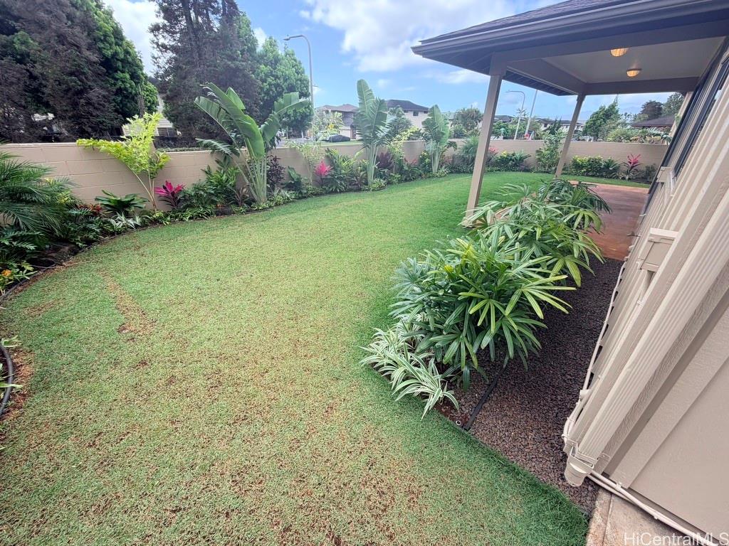 95-1021 Hoama St Mililani - Rental - photo 5 of 23
