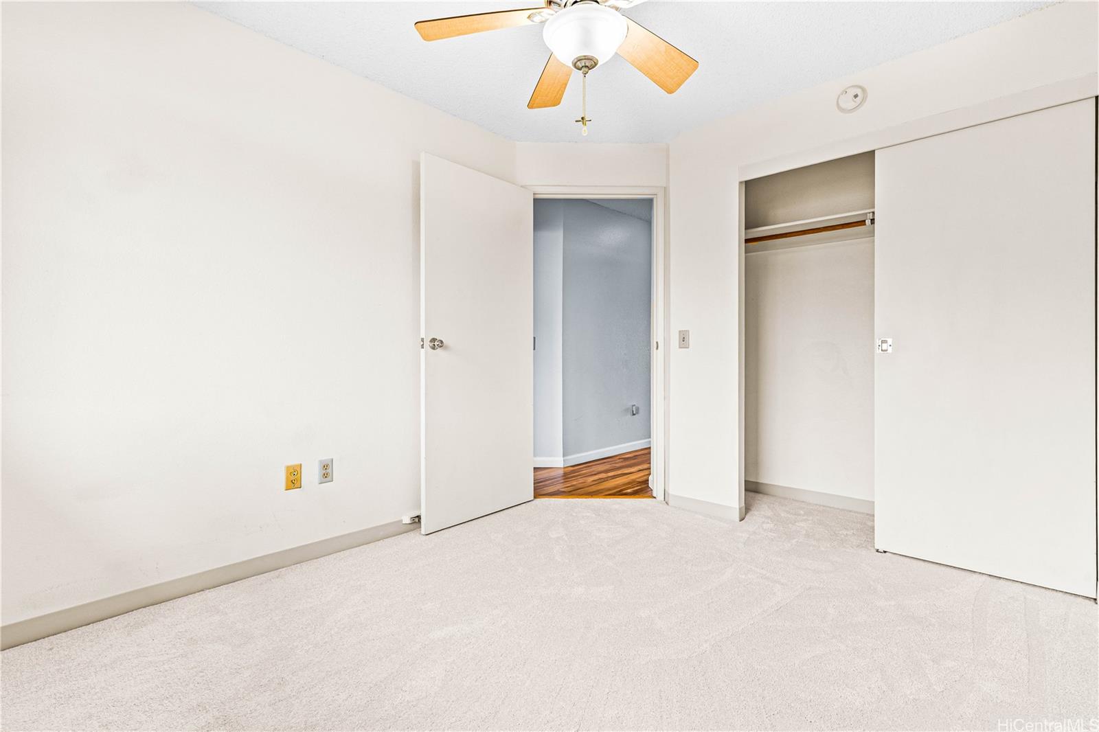 Mililani Town Association townhouse # 52, Mililani, Hawaii - photo 19 of 22