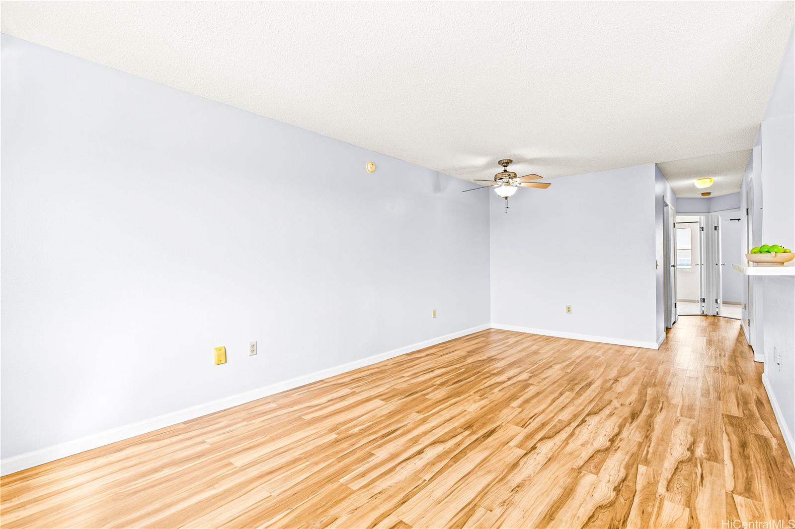 Mililani Town Association townhouse # 52, Mililani, Hawaii - photo 4 of 22