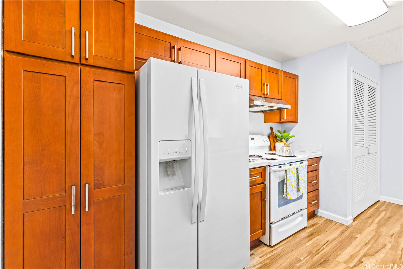 Mililani Town Association townhouse # 52, Mililani, Hawaii - photo 8 of 22