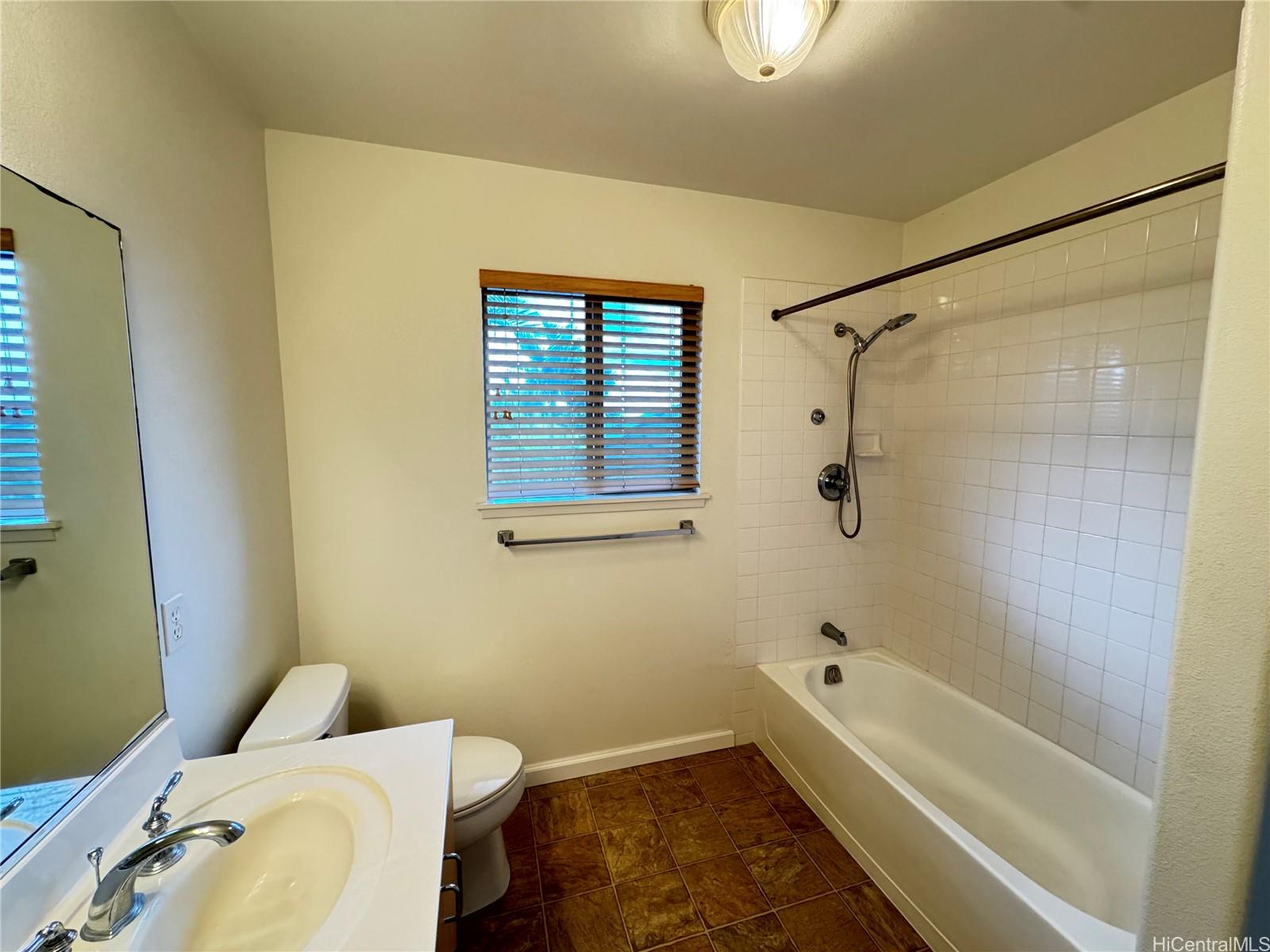 95-1027 Moohele St Mililani - Rental - photo 17 of 19