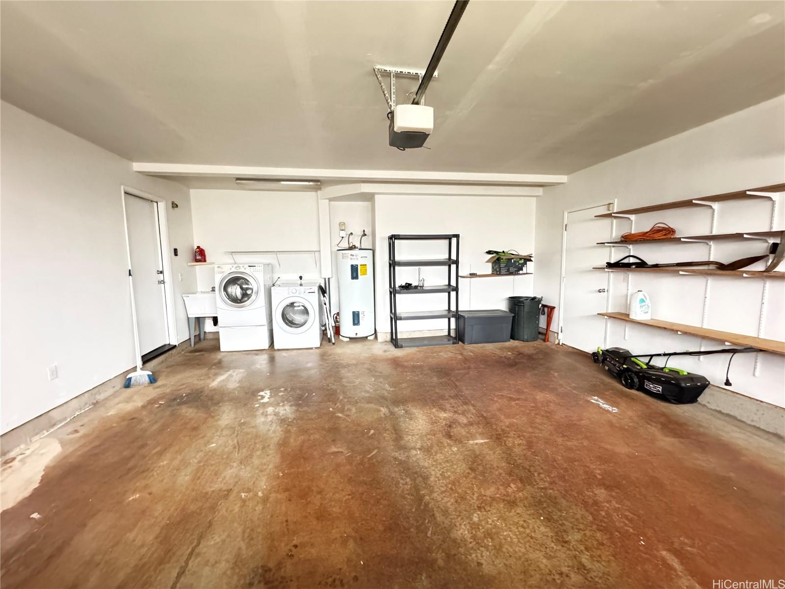 95-1027 Moohele St Mililani - Rental - photo 18 of 19