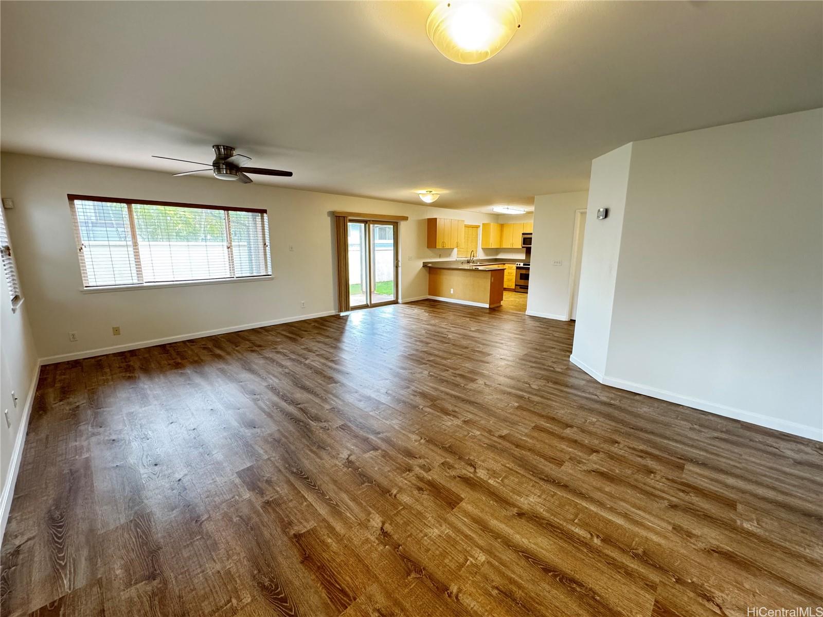 95-1027 Moohele St Mililani - Rental - photo 5 of 19