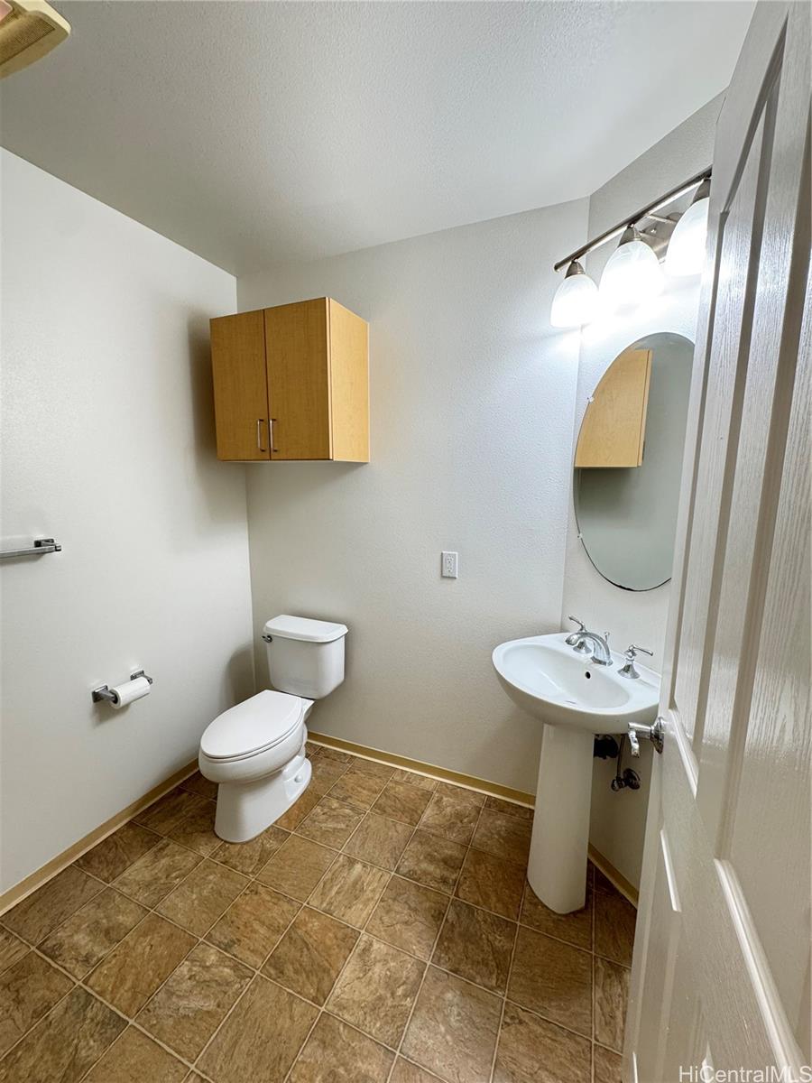 95-1027 Moohele St Mililani - Rental - photo 8 of 19