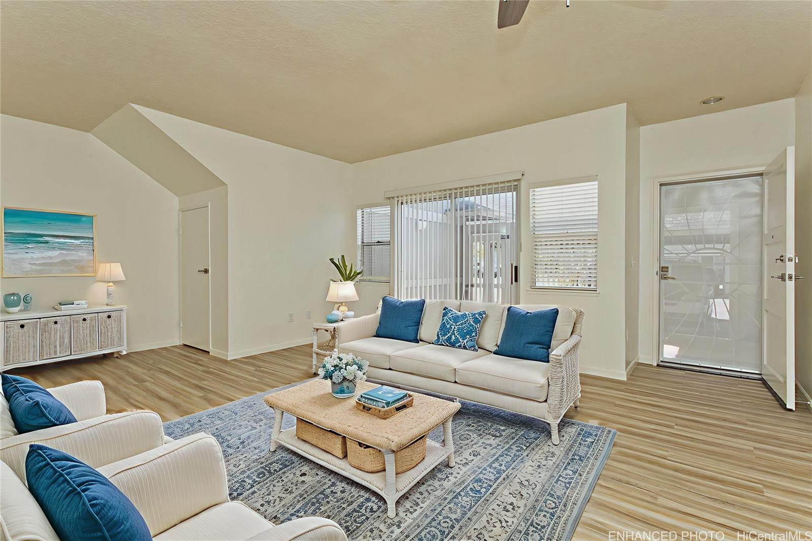 Kumelewai Court 1 condo # 4, Mililani, Hawaii - photo 2 of 21