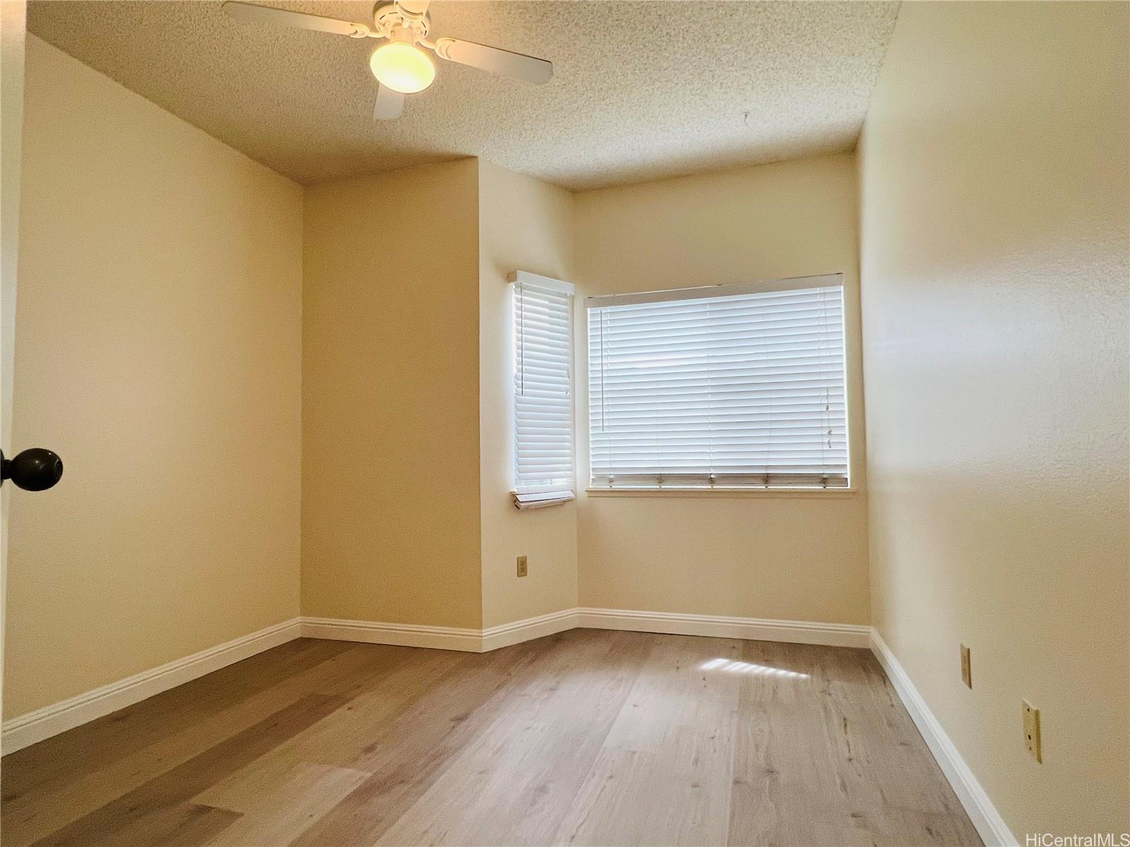 95-1032 Ainamakua Dr Mililani - Rental - photo 9 of 10