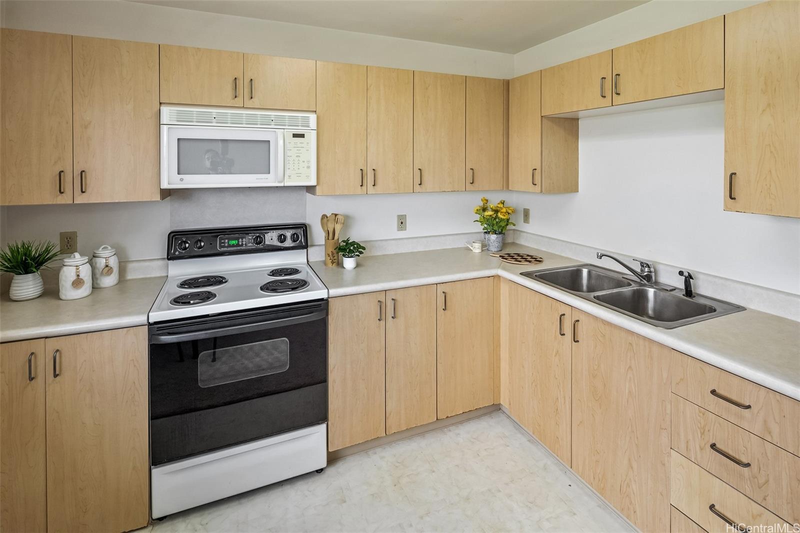 Northpointe At Mililani II townhouse # 238, Mililani, Hawaii - photo 5 of 11