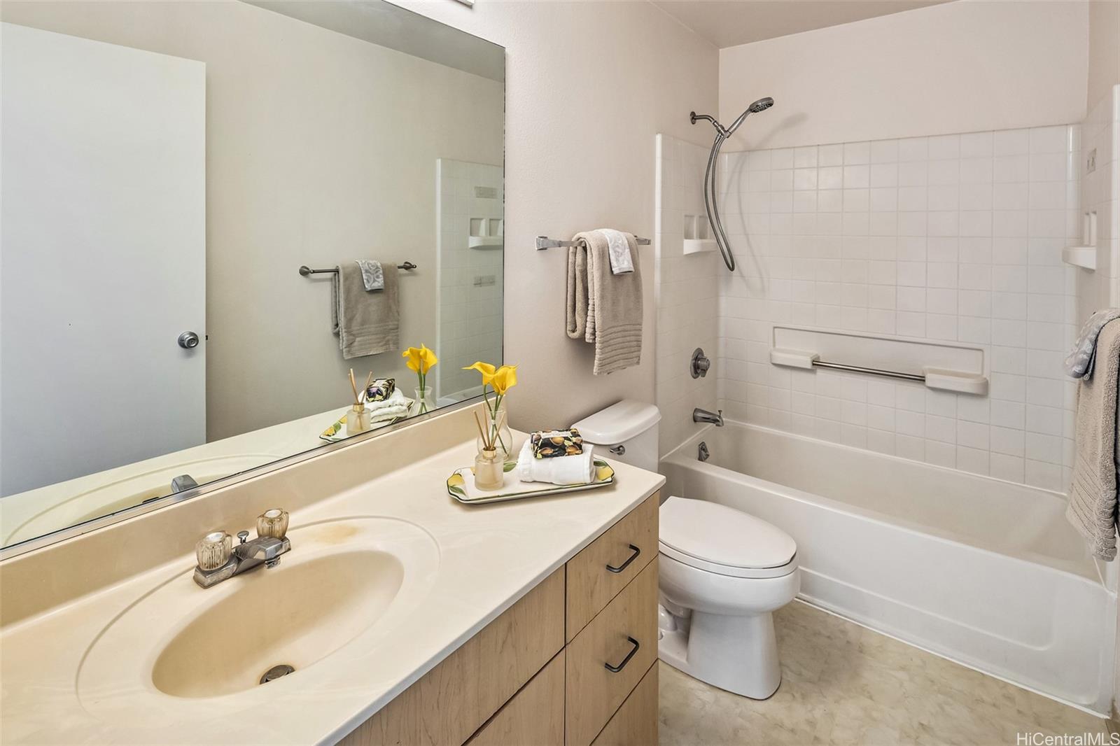 Northpointe At Mililani II townhouse # 238, Mililani, Hawaii - photo 8 of 11