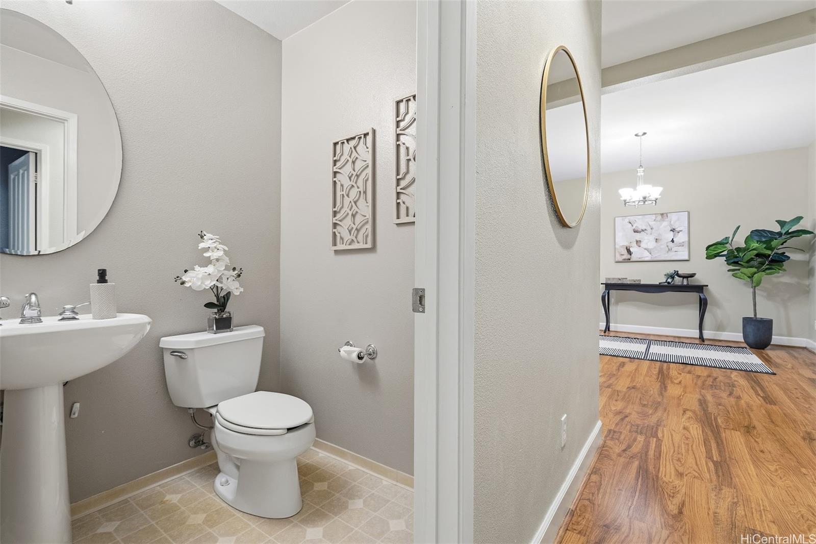 95-1039  Kahakuhi Street Mililani Mauka, Central home - photo 11 of 25