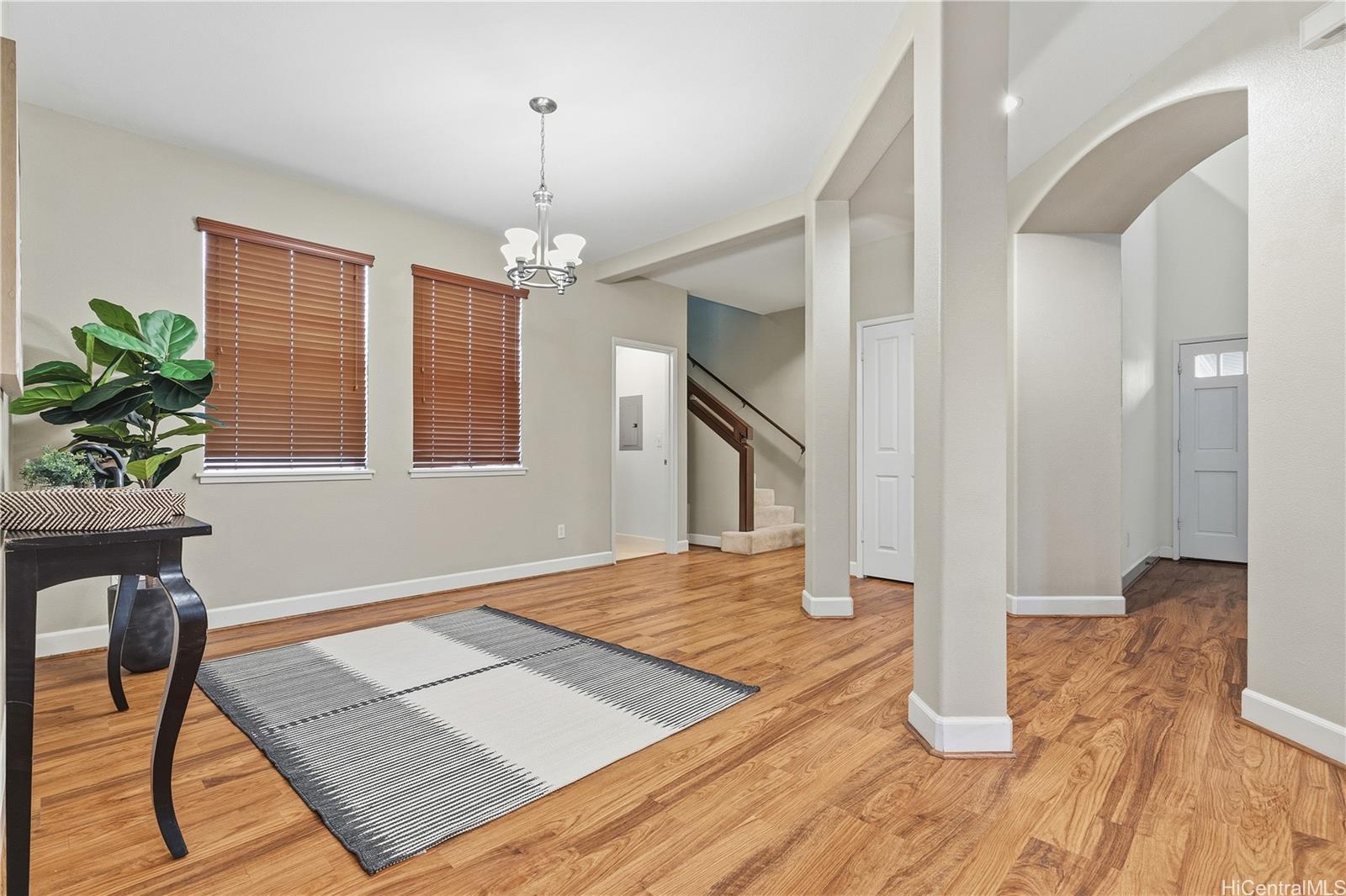 95-1039  Kahakuhi Street Mililani Mauka, Central home - photo 9 of 25