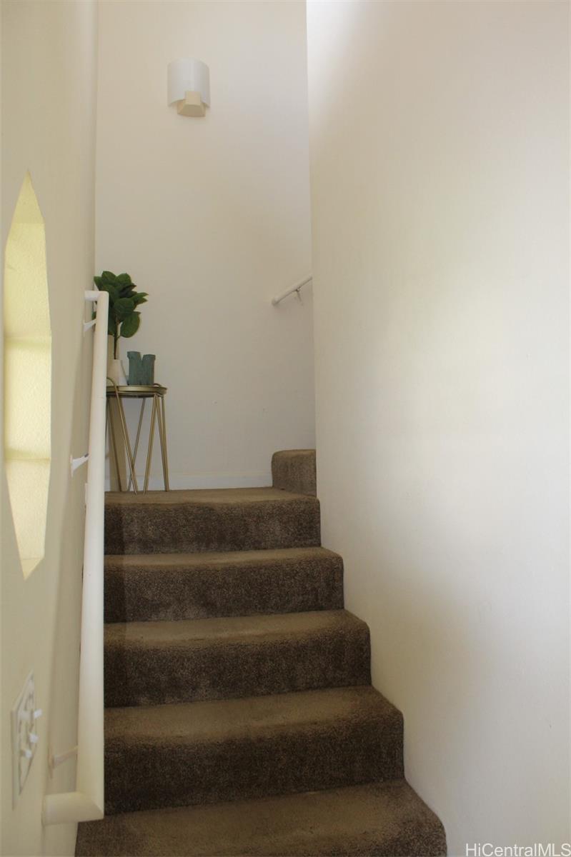 95-1039  Pahaku Street Mililani Mauka, Central home - photo 11 of 19