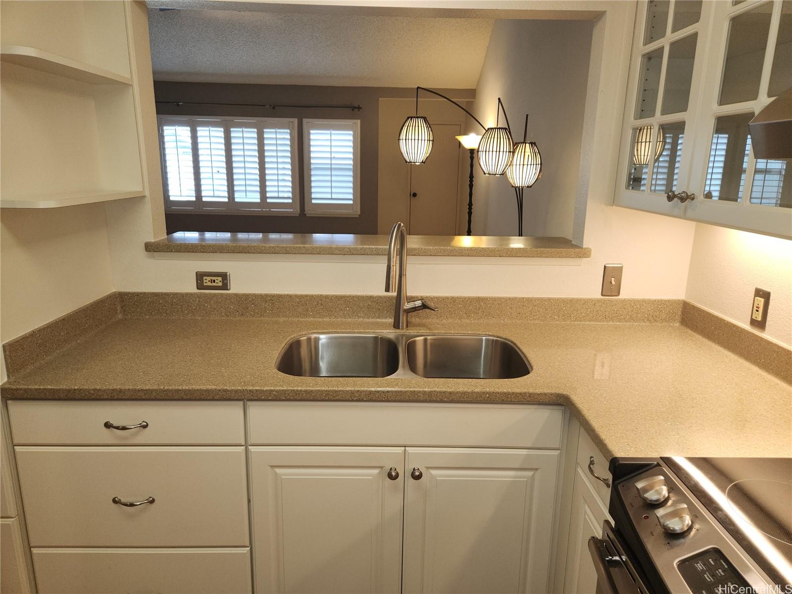 95-1042 Ainamakua Drive Mililani - Rental - photo 12 of 20