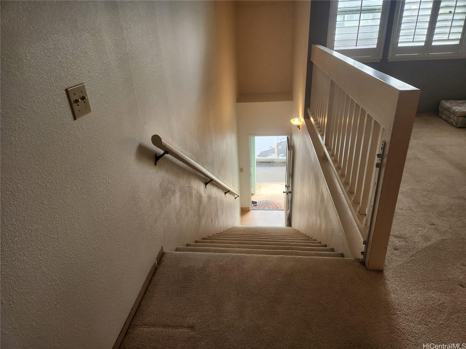 95-1042 Ainamakua Drive Mililani - Rental - photo 14 of 20