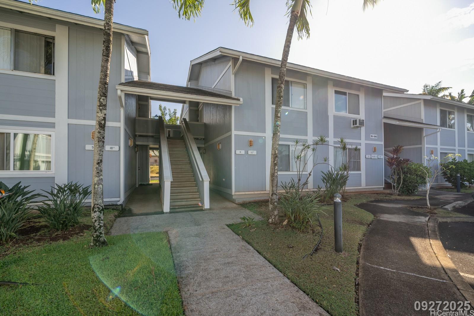 95-1043 Ainamakua Drive Mililani - Rental - photo 2 of 15