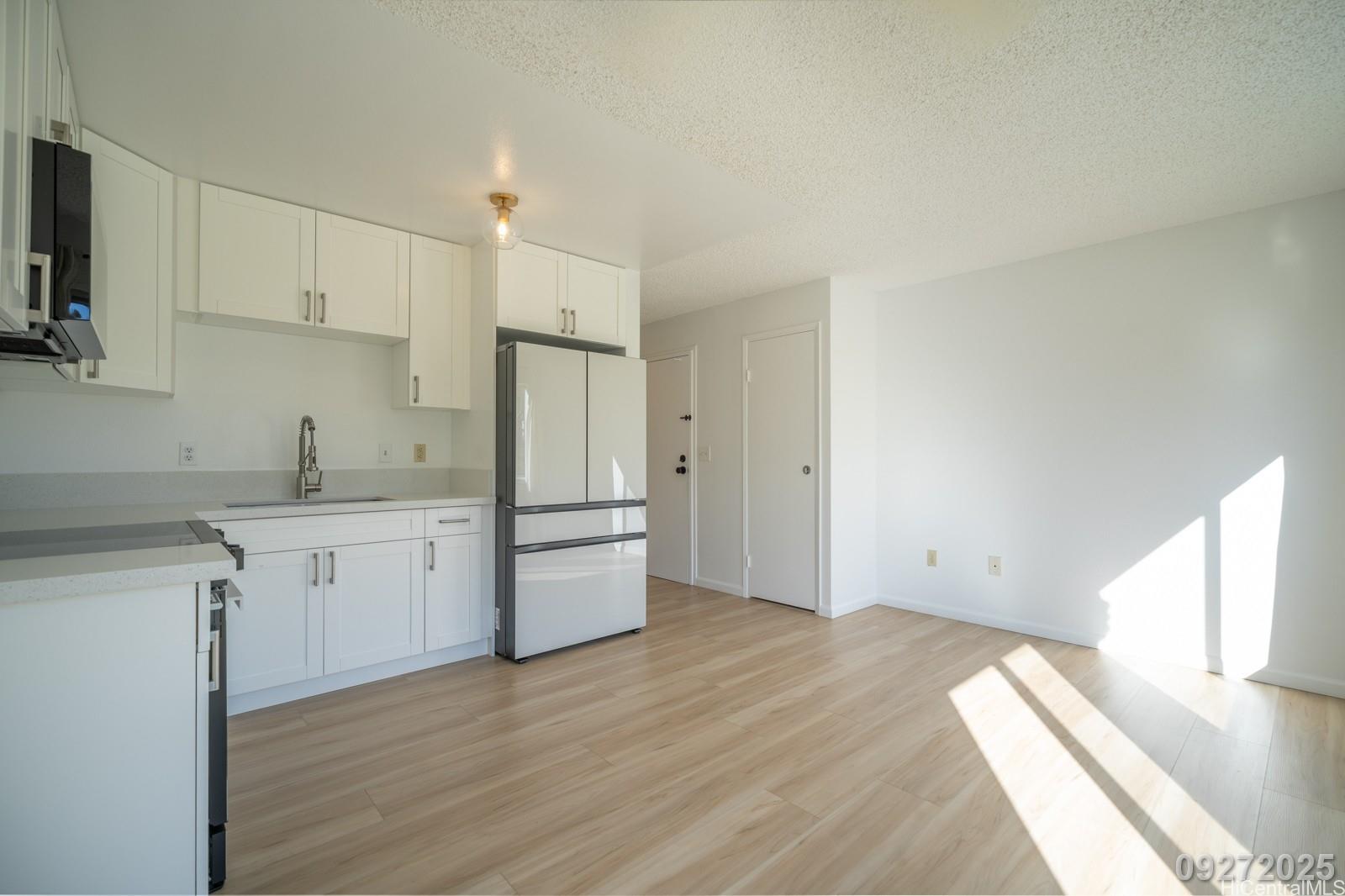 95-1043 Ainamakua Drive Mililani - Rental - photo 5 of 15