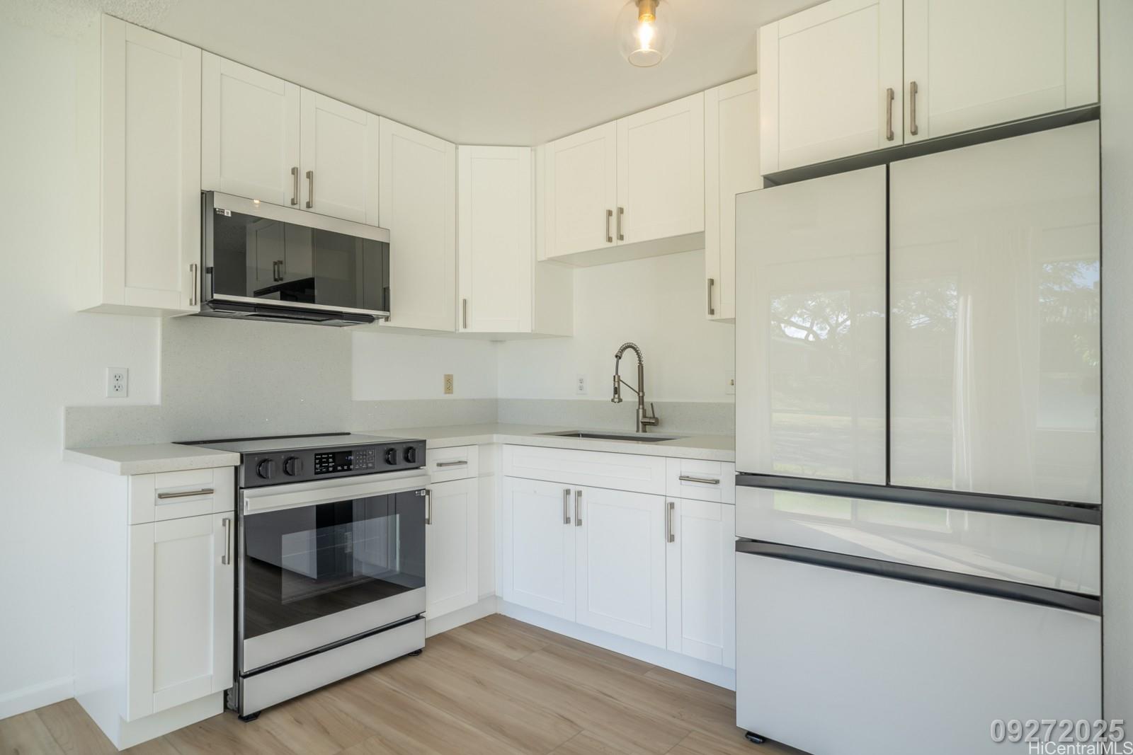 95-1043 Ainamakua Drive Mililani - Rental - photo 8 of 15