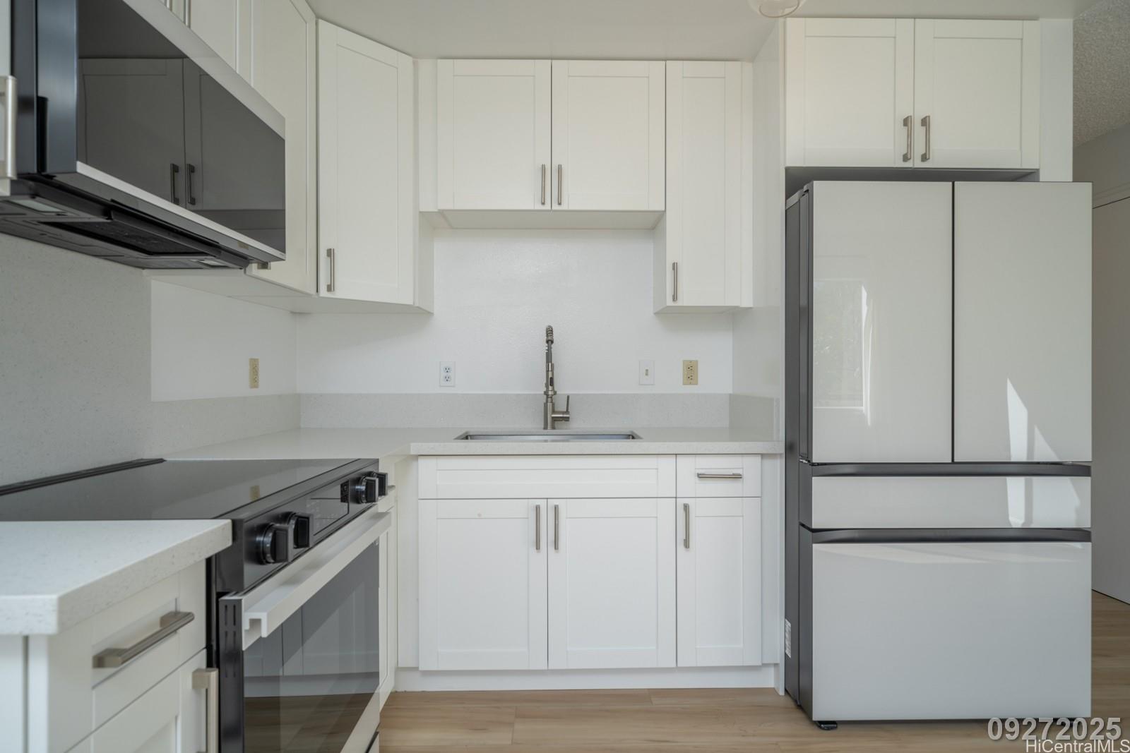 95-1043 Ainamakua Drive Mililani - Rental - photo 9 of 15