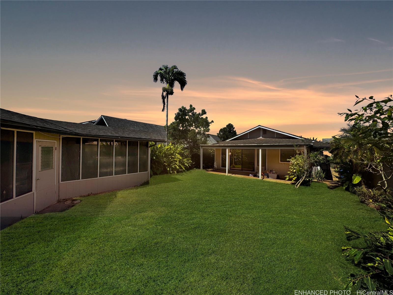 95-1045  Eulu Street Mililani Area, Central home - photo 17 of 18