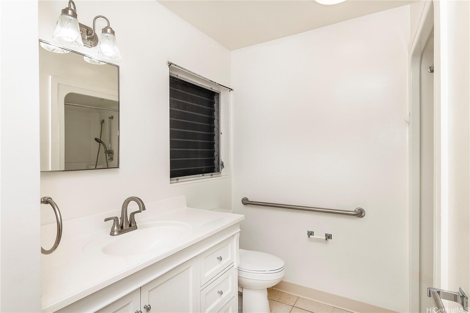 Olaloa II condo # 11E, Mililani, Hawaii - photo 6 of 11