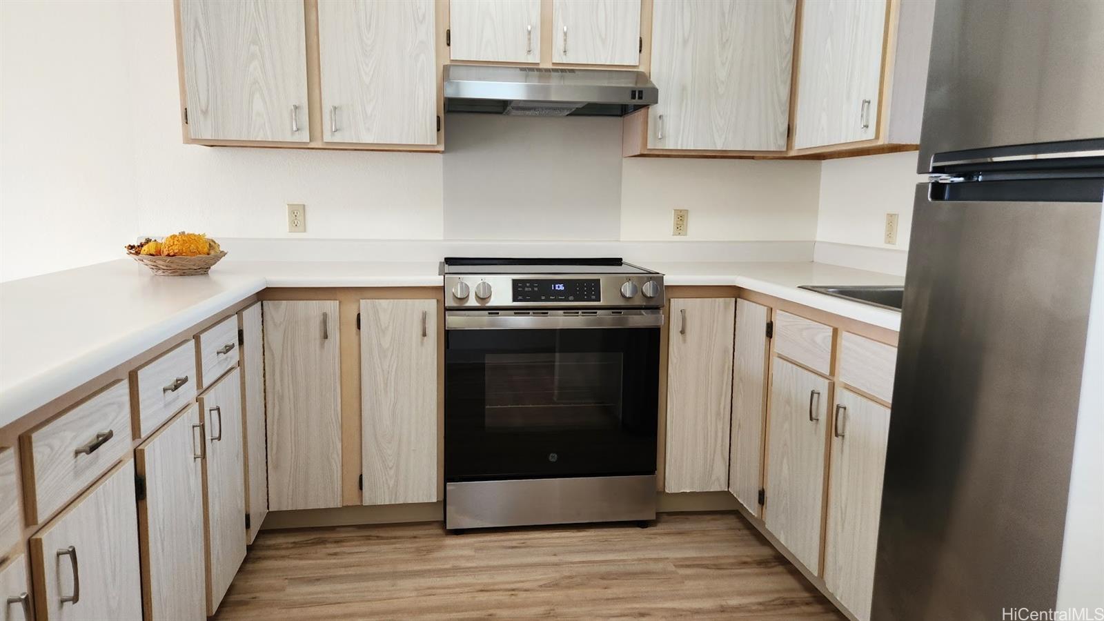 Olaloa II condo # 15E, Mililani, Hawaii - photo 5 of 15